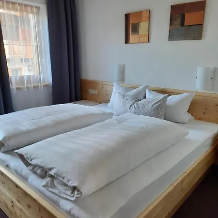 게스트하우스 Haus Gmahblick Appartments