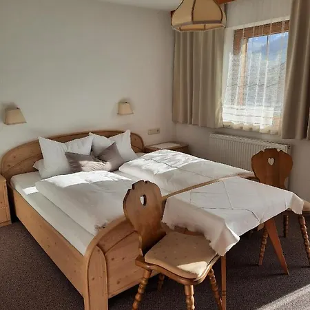 Haus Gmahblick Ferienwonungen Гостевой дом Альпбах