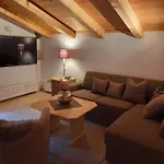 Haus Gmahblick Ferienwonungen 招待所 阿尔卑巴赫
