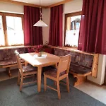 Haus Gmahblick Ferienwonungen 3* Alpbach