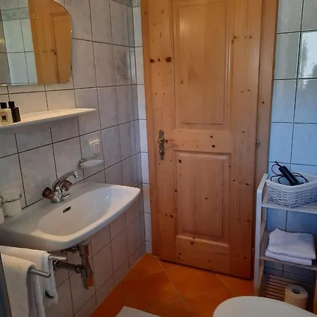 Haus Gmahblick Ferienwonungen *