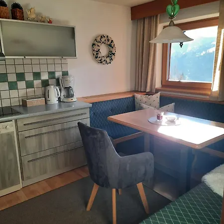 Gasthof Haus Gmahblick Appartments Alpbach