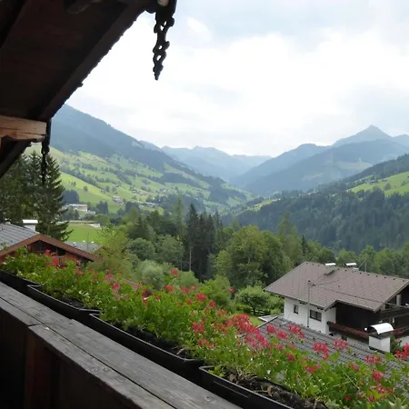 Guest house Haus Gmahblick Ferienwonungen