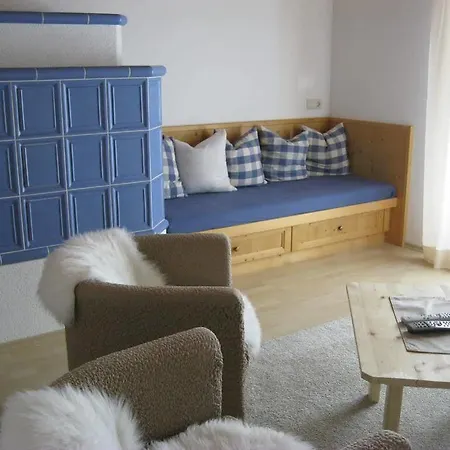 Haus Gmahblick Ferienwonungen 4*